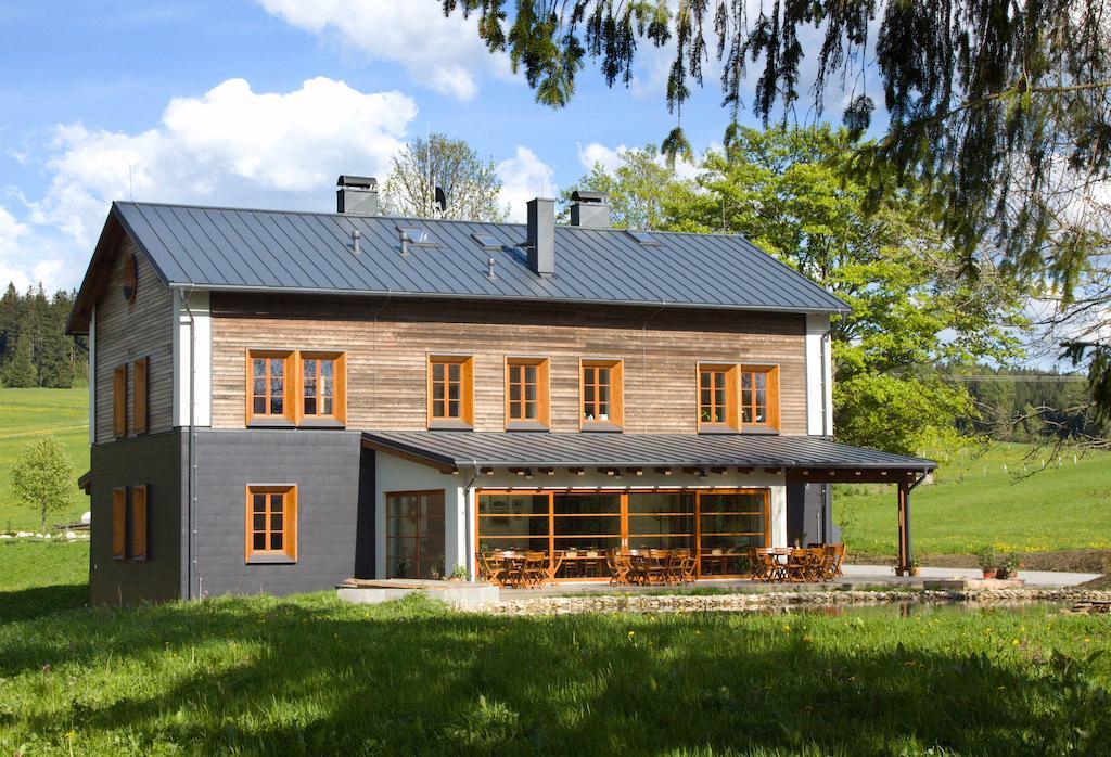 Penzion Stara Vapenka Svinna Ngoại thất bức ảnh